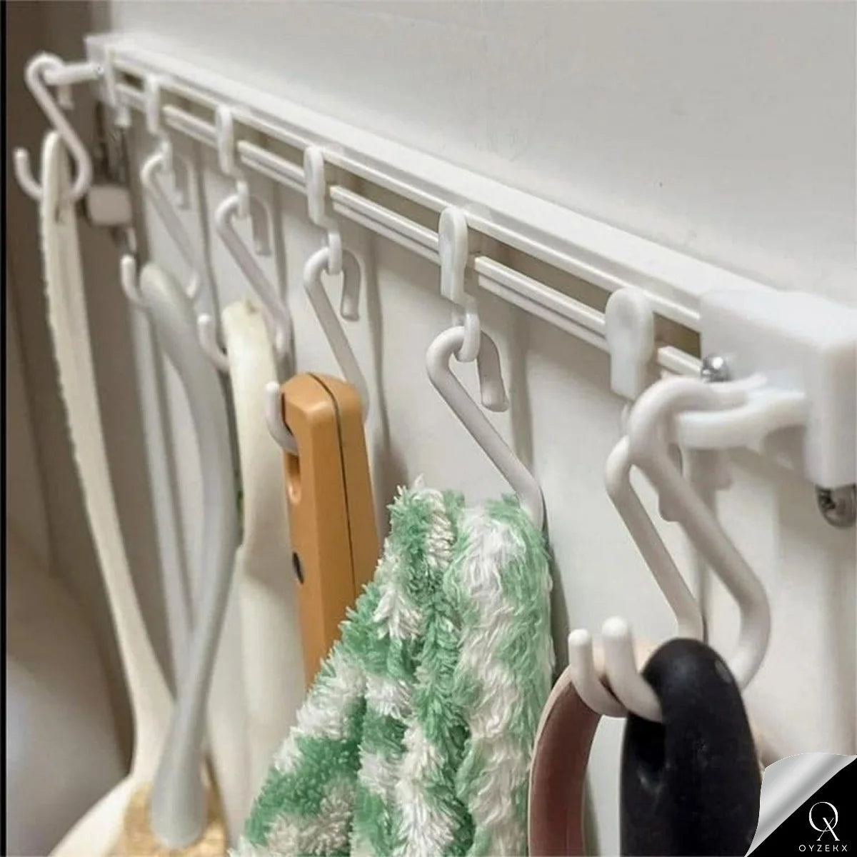 OyzekX Multifunctional Slide Rail Hook, Adhesive Wall Hooks Rack Kitchen Rail, Space Saving Utensil Rack with 10 Hooks No Drilling Hanger for Bathroom Kitchen Bedroom Office