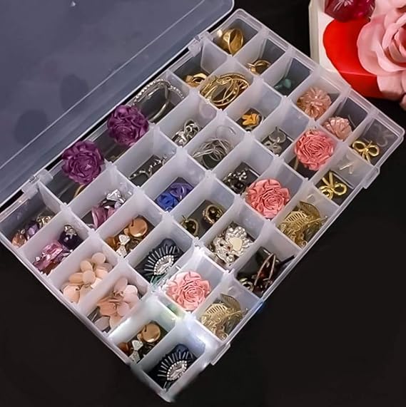 24 Grids Clear Plastic Organizer Box, BUG HULL Craft Storage Container Jewelry Box with Adjustable Dividers for Beads Art DIY Crafts Jewelry Fishing Tackle Metal Parts Accessories Screws Button