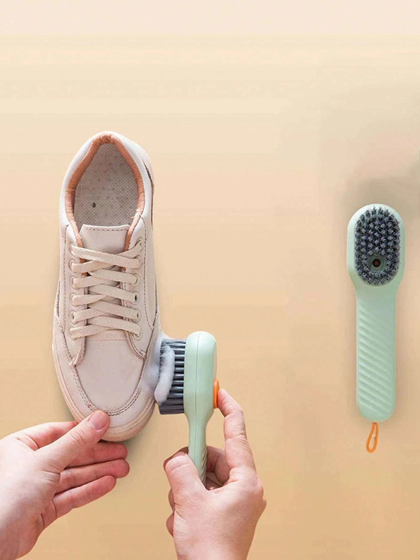 Multifunctional Shoe Brush with Liquid Box, Household Soft Fur Liquid Cleaning Shoe Brush, Long Handle Shoe Brush Press Type Automatic Liquid Shoe Brush